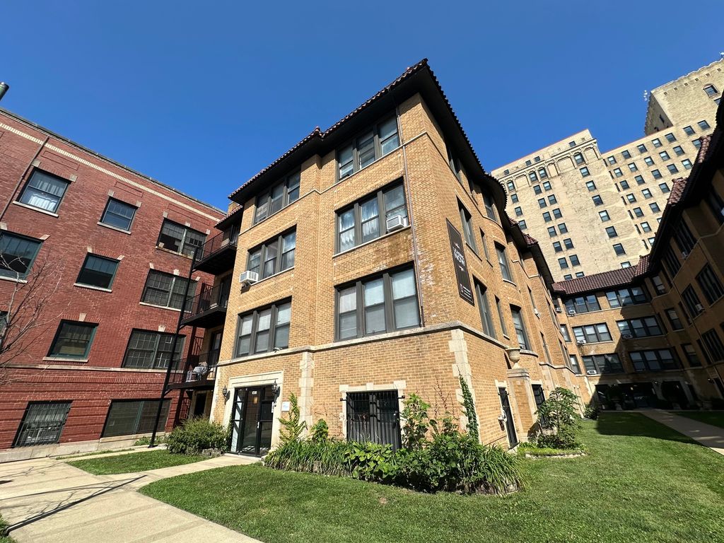 5453 S Everett Avenue 1A, Chicago, IL 60615