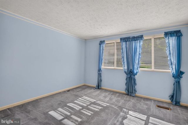 6109 GARDENIA CT, Alexandria, VA 22310
