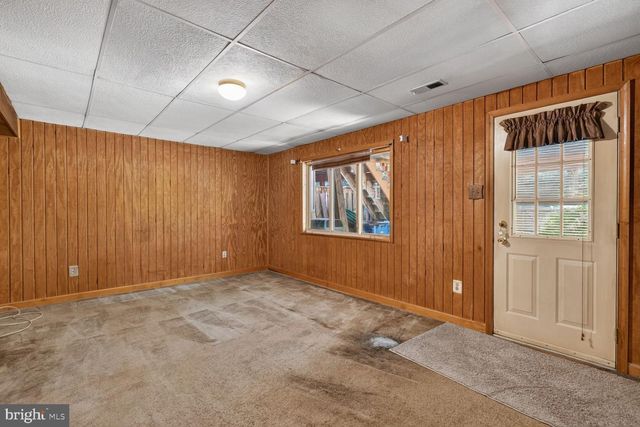 6109 GARDENIA CT, Alexandria, VA 22310