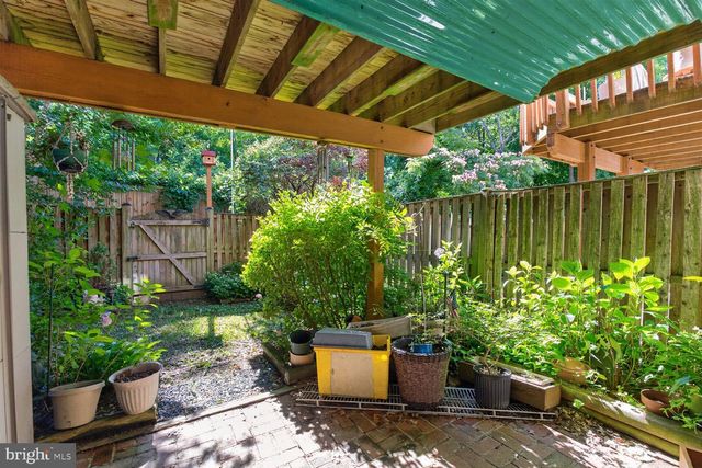 6109 GARDENIA CT, Alexandria, VA 22310