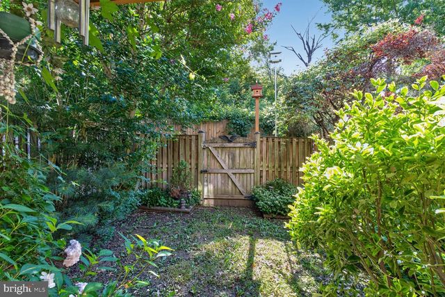 6109 GARDENIA CT, Alexandria, VA 22310