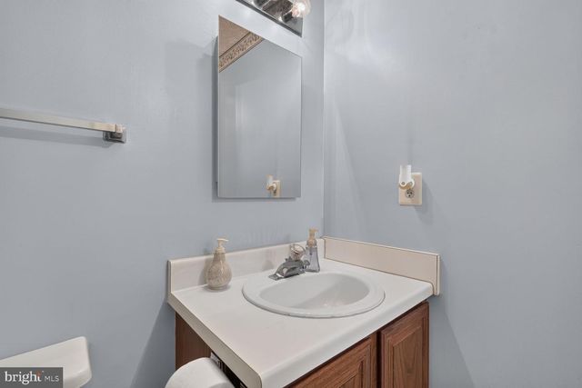 6109 GARDENIA CT, Alexandria, VA 22310