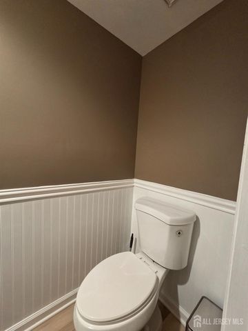 34 Almond Drive, Somerset County, NJ 08873