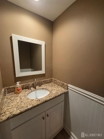 34 Almond Drive, Somerset County, NJ 08873
