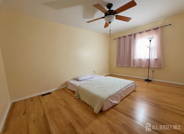 34 Almond Drive, Somerset County, NJ 08873