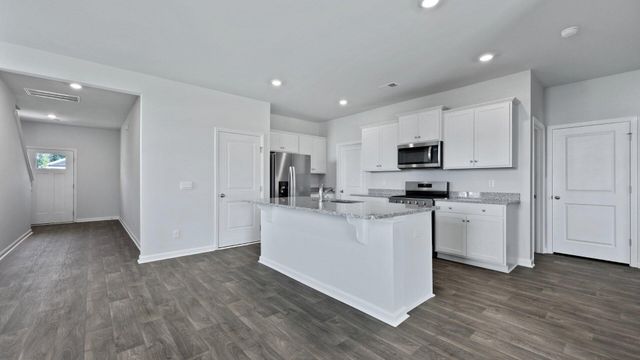 535 Lake Ridge Boulevard, Summerville, SC 29486