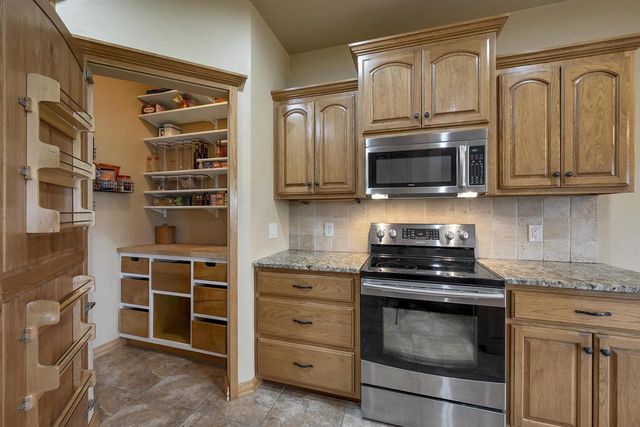 3663 HALF CROWN, De Pere, WI 54115