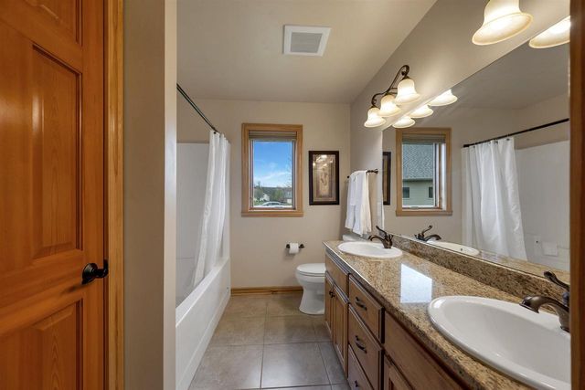 3663 HALF CROWN, De Pere, WI 54115