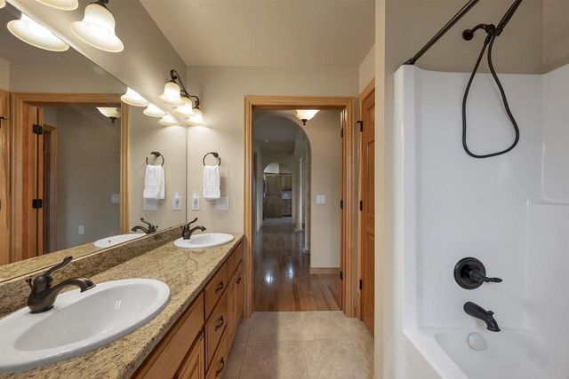 3663 HALF CROWN, De Pere, WI 54115