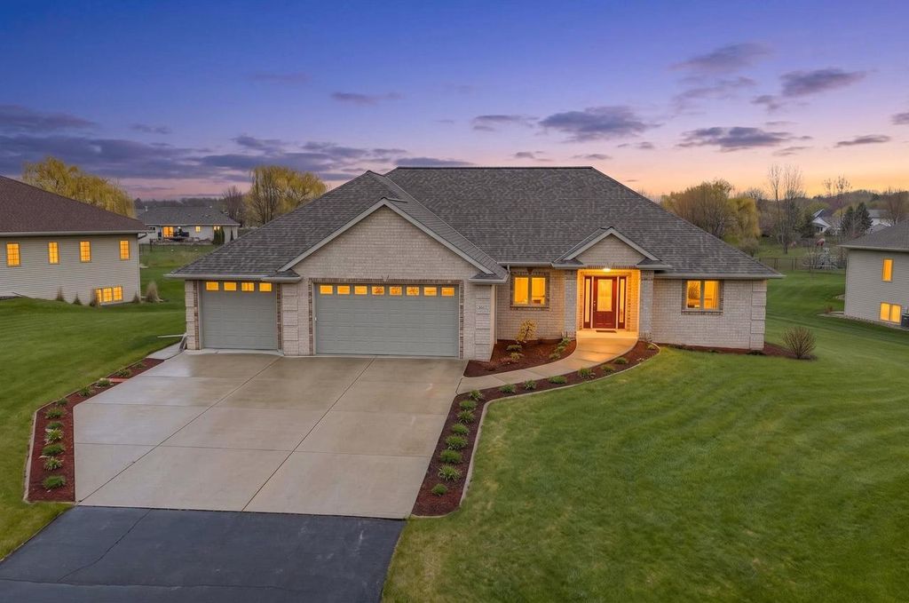 3663 HALF CROWN, De Pere, WI 54115