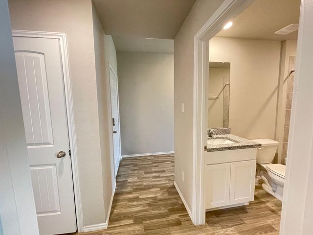 221 Pecos Drive, Huntsville, TX 77340