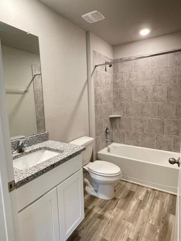 221 Pecos Drive, Huntsville, TX 77340