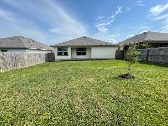 221 Pecos Drive, Huntsville, TX 77340