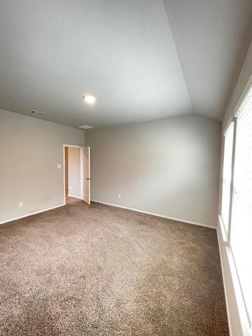 221 Pecos Drive, Huntsville, TX 77340