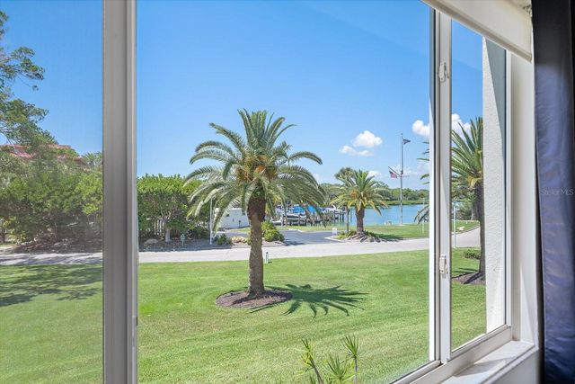 100 SANDS POINT ROAD 225, Longboat Key, FL 34228