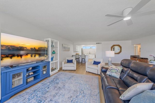 100 SANDS POINT ROAD 225, Longboat Key, FL 34228