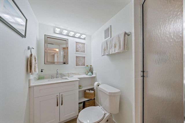 100 SANDS POINT ROAD 225, Longboat Key, FL 34228