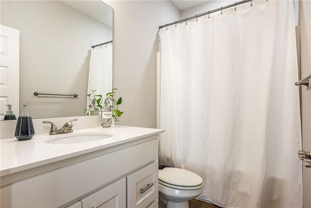 2705 S Angels Road, Fayetteville, AR 72701