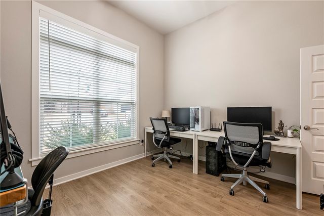 2705 S Angels Road, Fayetteville, AR 72701