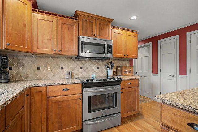 126 Oak Hill Road, Lebanon, ME 04027