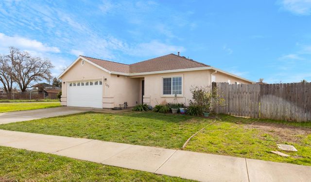 365 J St, Biggs, CA 95917