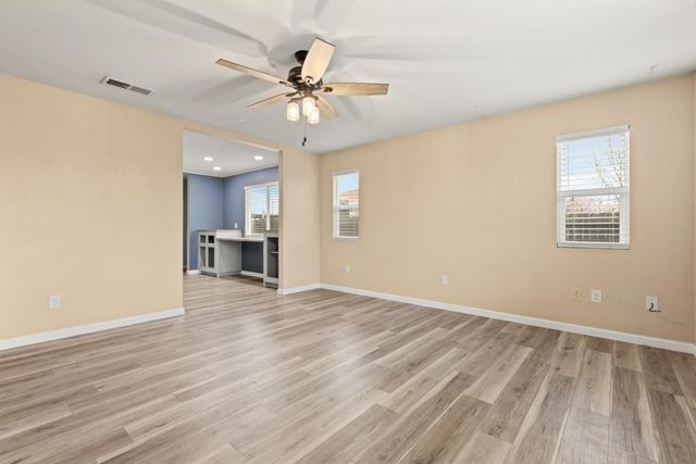 365 J St, Biggs, CA 95917