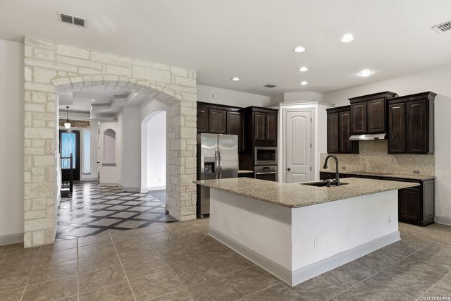 5815 Cedar Hill Way, San Antonio, TX 78253