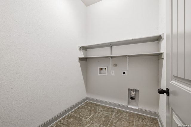 5815 Cedar Hill Way, San Antonio, TX 78253