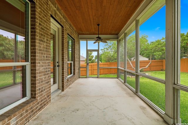5815 Cedar Hill Way, San Antonio, TX 78253