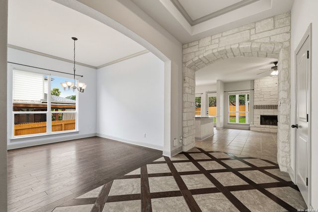 5815 Cedar Hill Way, San Antonio, TX 78253