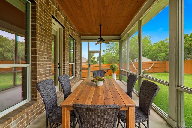 5815 Cedar Hill Way, San Antonio, TX 78253