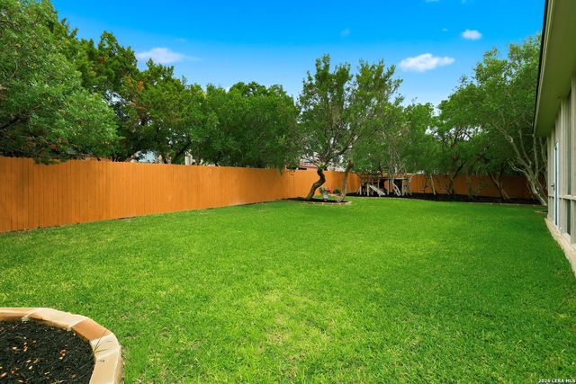 5815 Cedar Hill Way, San Antonio, TX 78253