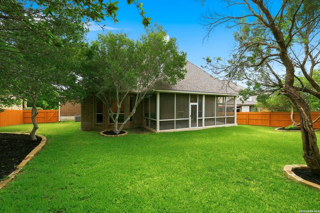 5815 Cedar Hill Way, San Antonio, TX 78253