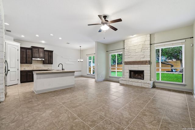 5815 Cedar Hill Way, San Antonio, TX 78253