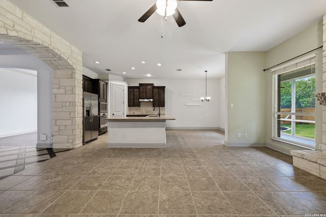 5815 Cedar Hill Way, San Antonio, TX 78253