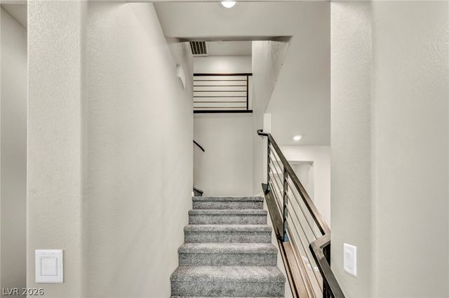 6571 Tangled Vines Avenue, Las Vegas, NV 89139