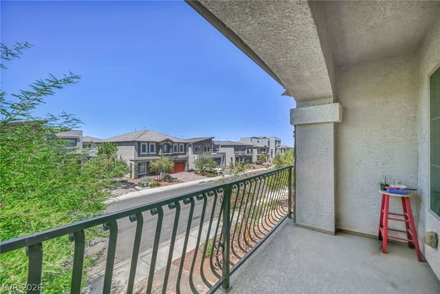 6571 Tangled Vines Avenue, Las Vegas, NV 89139