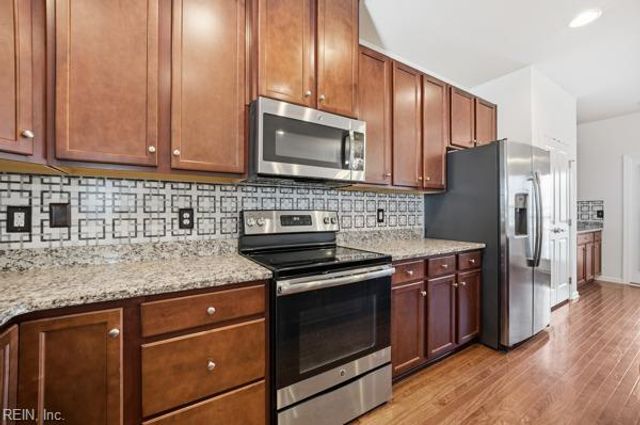 315 W Constance Rd Unit 232, Suffolk, VA 23434