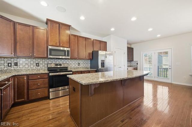 315 W Constance Rd Unit 232, Suffolk, VA 23434