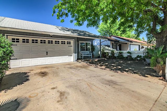 205 Carmillita Way, Modesto, CA 95354