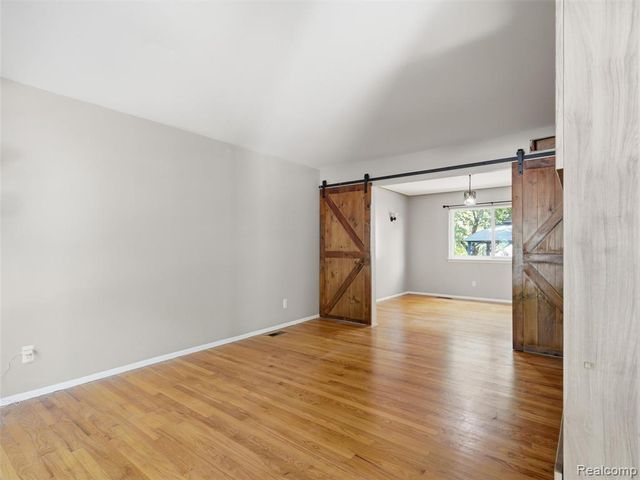 2921 Baylis Drive, Ann Arbor, MI 48108