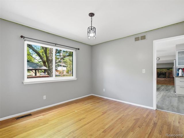 2921 Baylis Drive, Ann Arbor, MI 48108