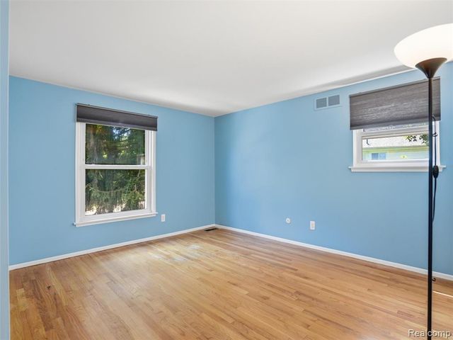 2921 Baylis Drive, Ann Arbor, MI 48108