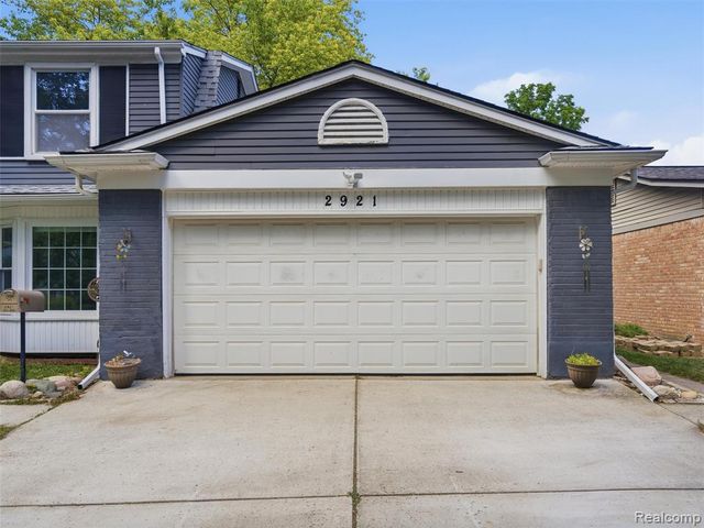 2921 Baylis Drive, Ann Arbor, MI 48108