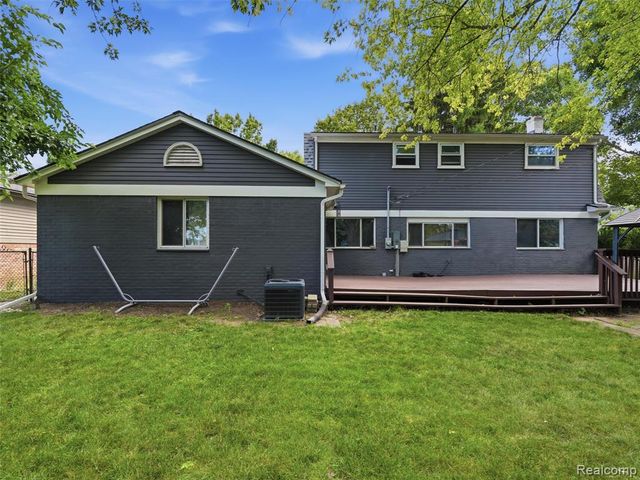 2921 Baylis Drive, Ann Arbor, MI 48108