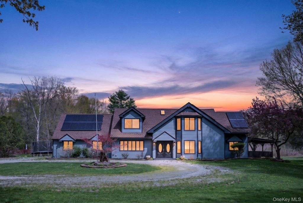 137 Blue Hill Road, Hopewell Junction, NY 12533