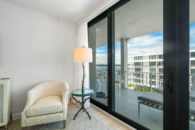 2784 S Ocean Boulevard 403s, Palm Beach, FL 33480