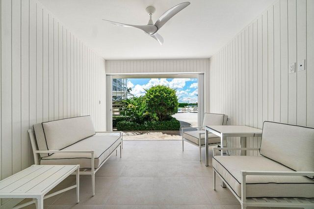 2784 S Ocean Boulevard 403s, Palm Beach, FL 33480