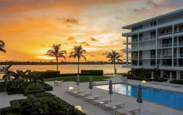 2784 S Ocean Boulevard 403s, Palm Beach, FL 33480