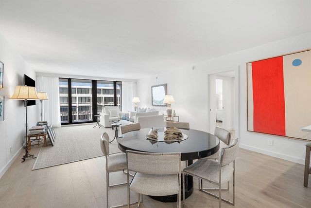 2784 S Ocean Boulevard 403s, Palm Beach, FL 33480